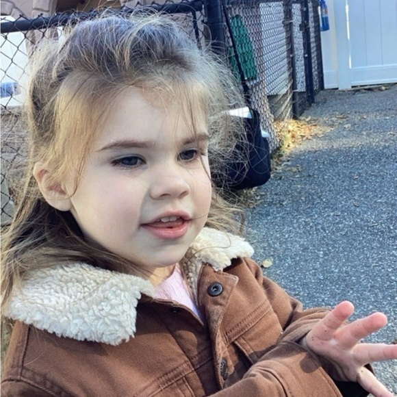 Meet your Posher, Michelle - Picture 3 of 12